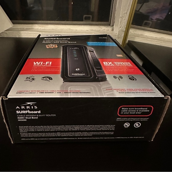 Arris SURFboard Cable Modem & Wifi Router Model SBG6580 N300 Motorola - Picture 2 of 13